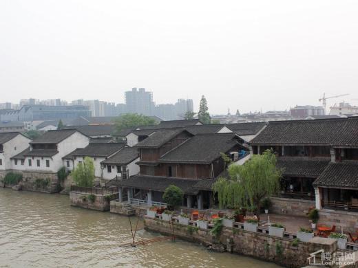 中国铁建国际公馆配套图