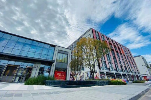 港印中心商铺实景图