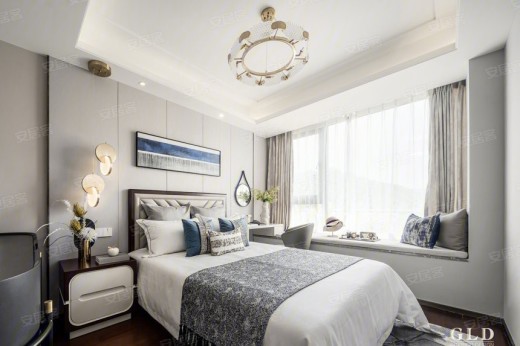 龙大悦江府样板间