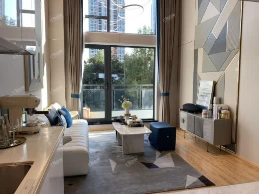 龙湖紫金上城样板间