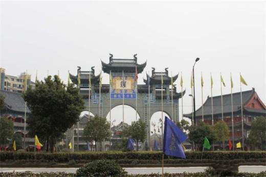 绿都金域东方配套图